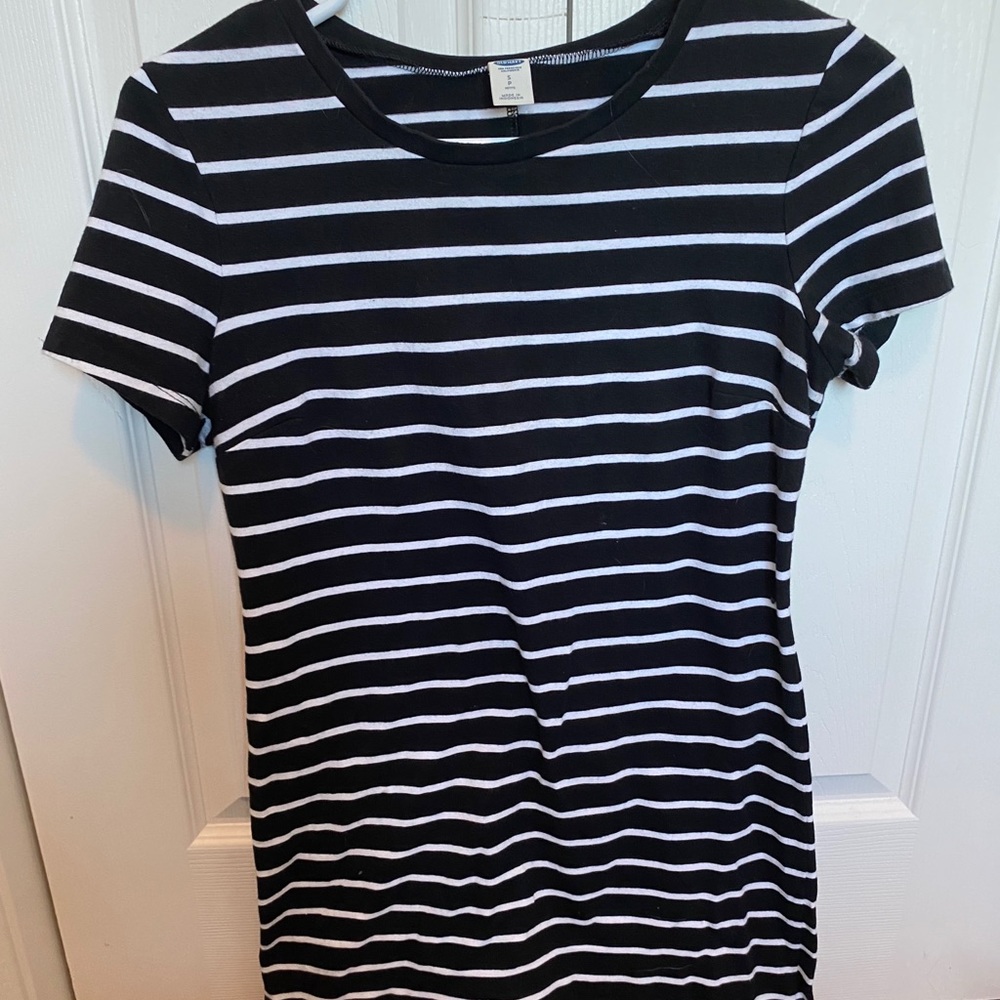 Striped Old Navy dress